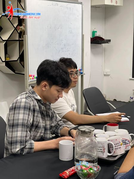 Khóa giao tiếp thuyết trình K63: Những gương mặt trẻ đầy đam mê