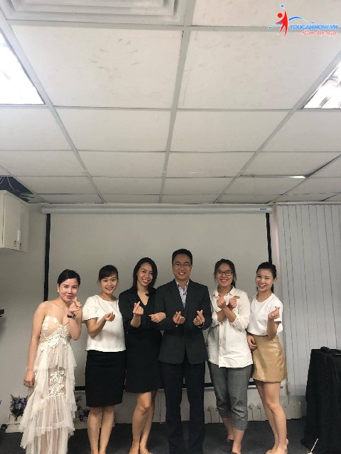 Khóa giao tiếp thuyết trình K24: Buổi bế giảng với nhiều ý nghĩa.