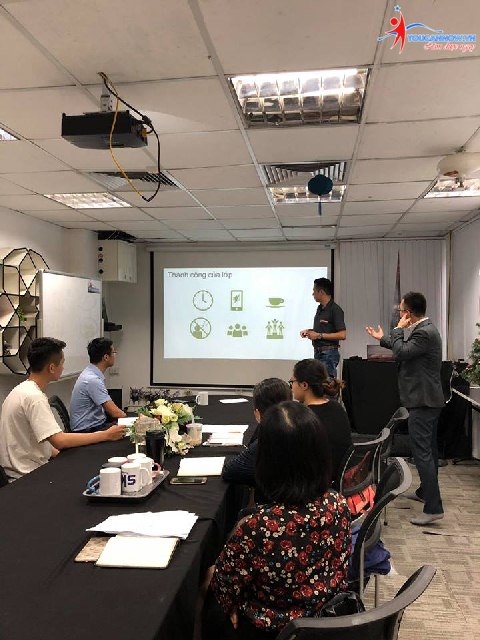 Khóa học giao tiếp thuyết trình K26: Tạm biệt những gương mặt xuất sắc