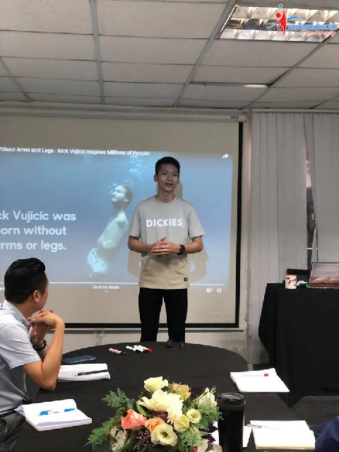 Khóa học giao tiếp thuyết trình K26: Tạm biệt những gương mặt xuất sắc