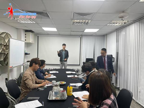 Khóa giao tiếp thuyết trình K62: Chúc mừng các học viên đã giao tiếp thành công