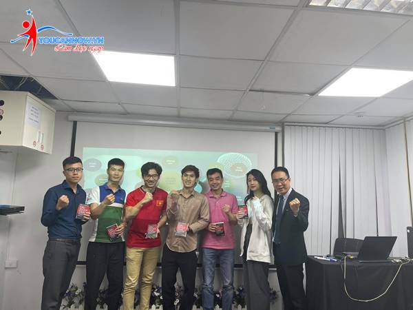 Khóa giao tiếp thuyết trình K62: Chúc mừng các học viên đã giao tiếp thành công