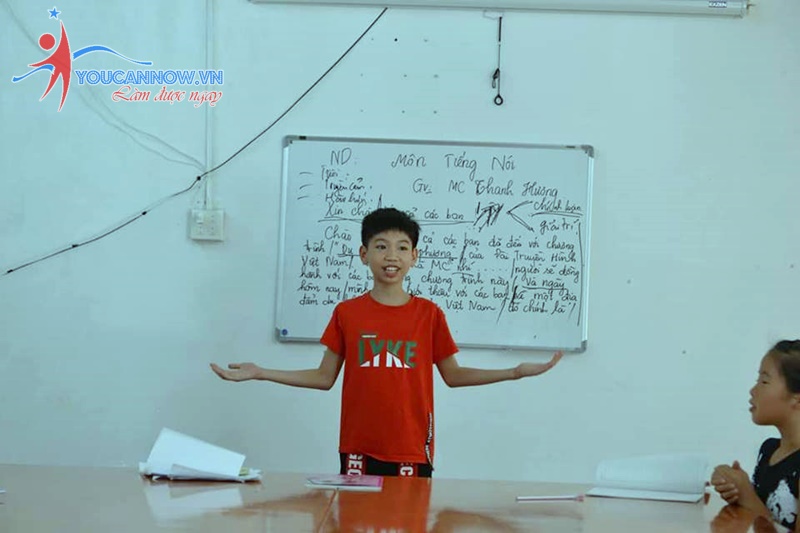 Lớp MC nhí tại TP Yên Bái: Buổi học giọng nói