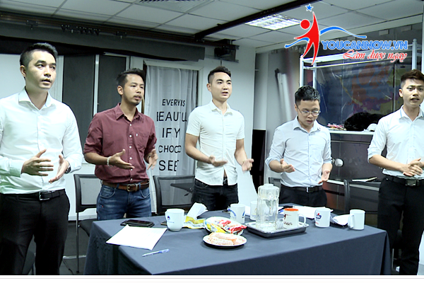 Kết thúc khóa học giao tiếp-thuyết trình