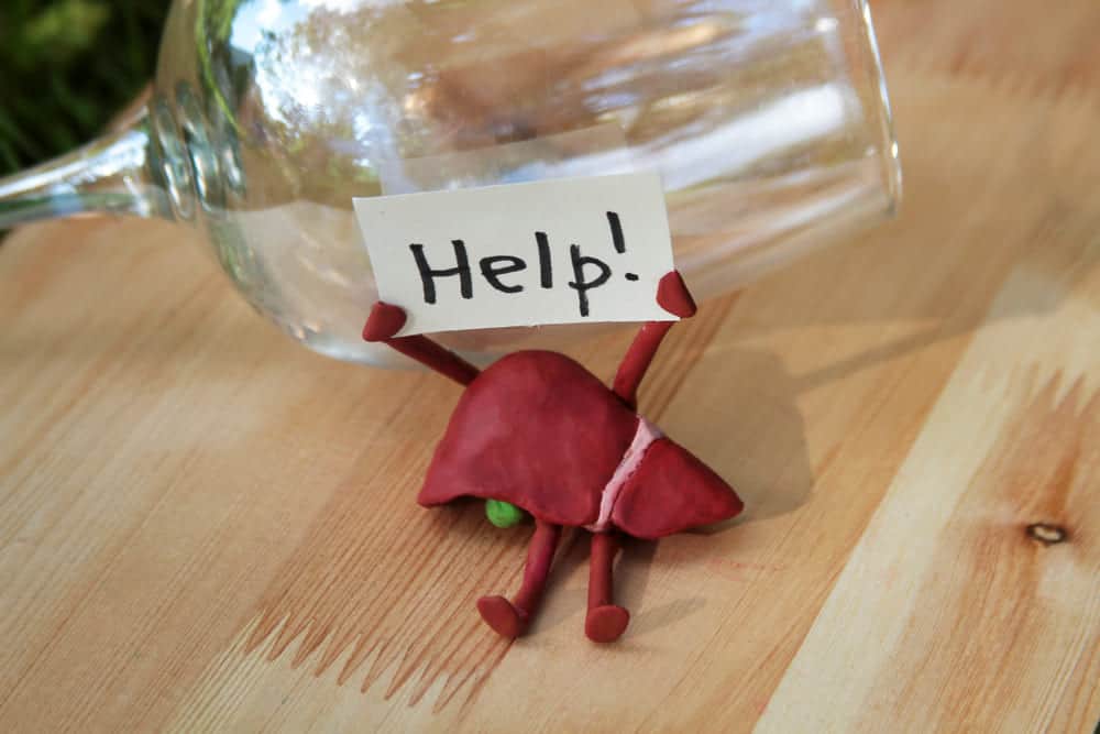 Dấu hiệu nào cảnh báo bệnh viêm gan do rượu? Liệu bạn đã thực sự hiểu rõ về căn bệnh này?