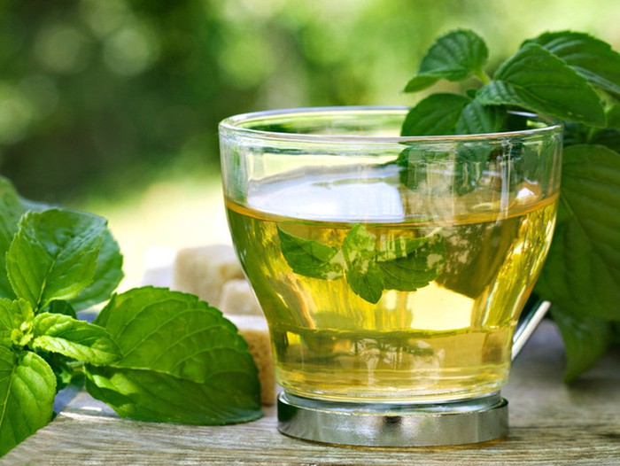 Uống gì để dễ ngủ? 15 loại đồ uống không nên bỏ qua