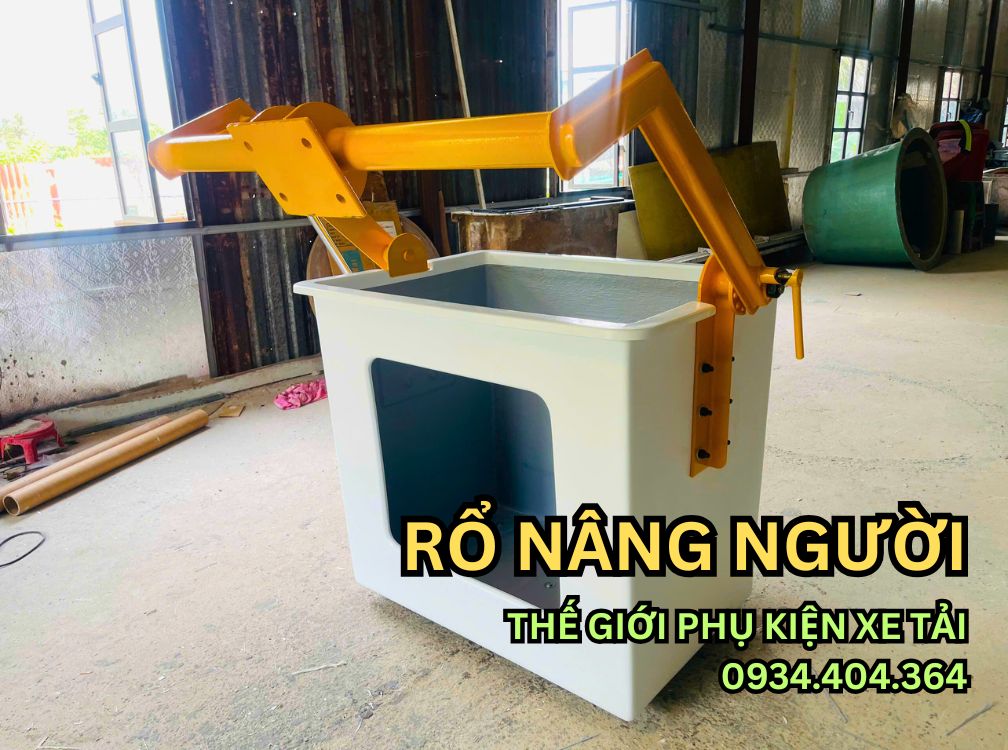 ro-nang-nguoi-gan-xe-cau-tai