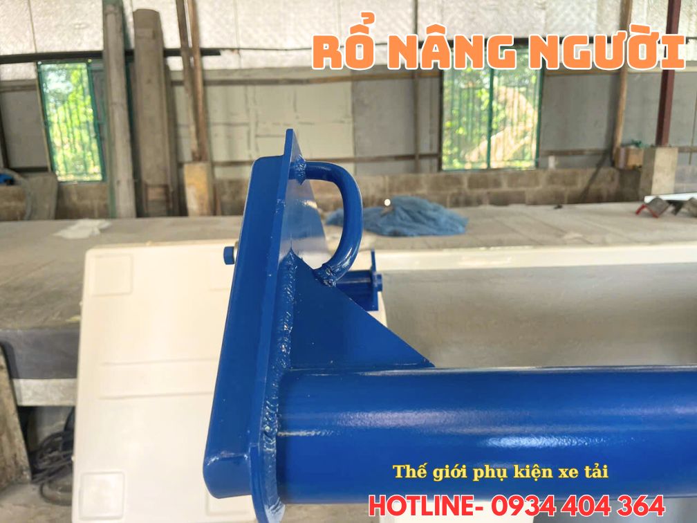 ro-nang-nguoi-xe-tai-gan-cau