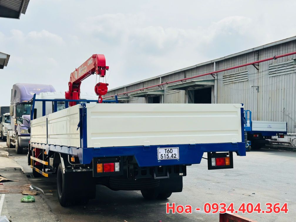 xe-isuzu-gan-cau-unic-moi