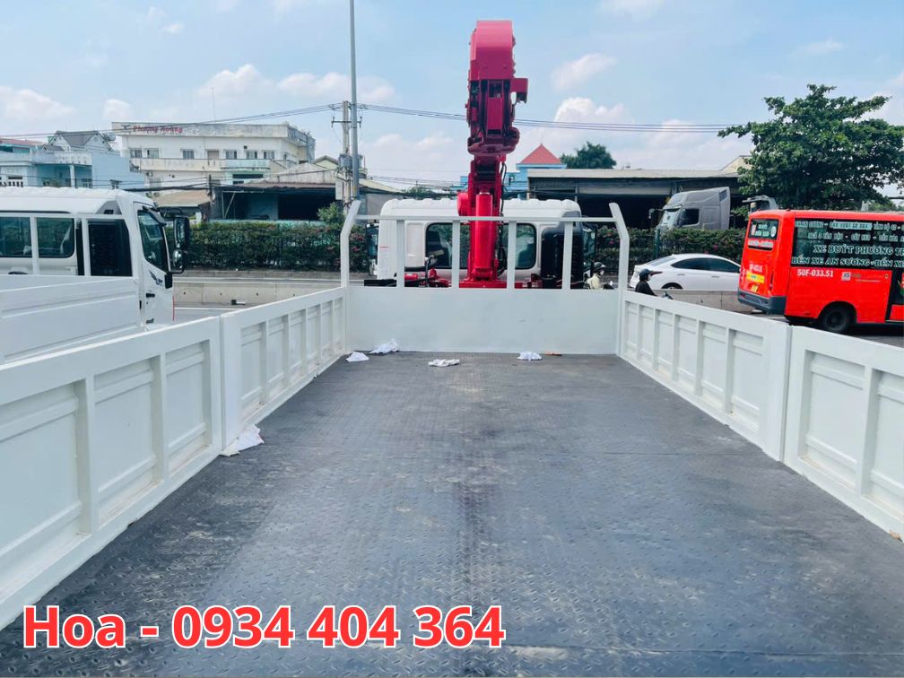 xe-tai-cau-hino-5-tan