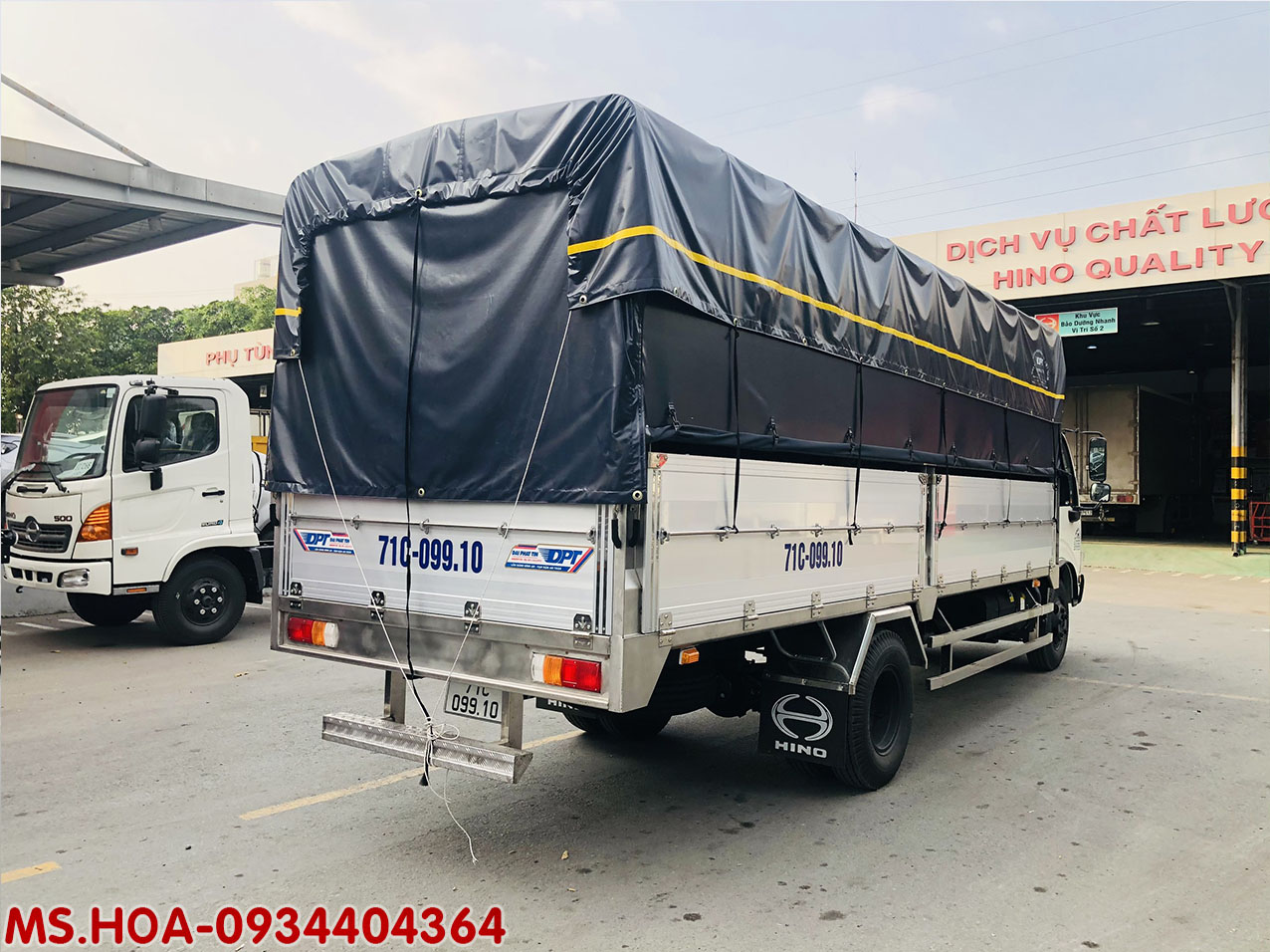 Xe tải Hino nhập khẩu 5 tấn thùng bạt