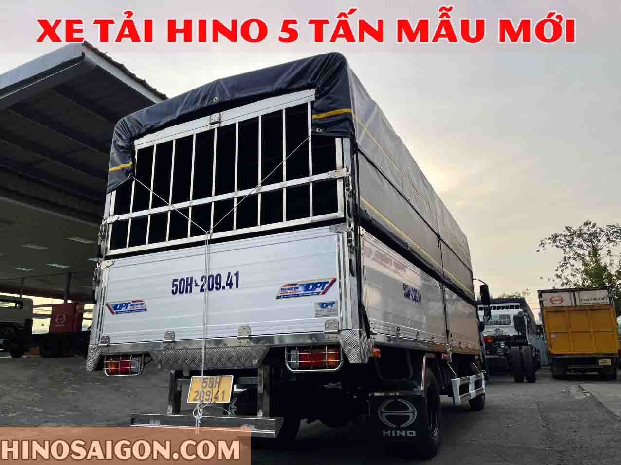 xe-tai-hino-5-tan-thung-bat