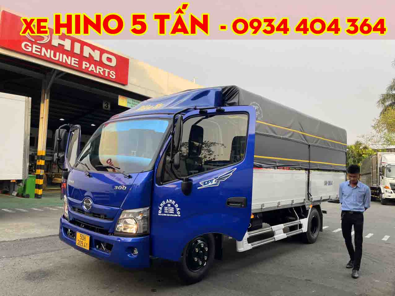 xe-tai-hino-thung-bat-5-tan-gia-bao-nhieu