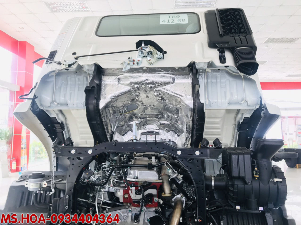 xe tải Hino 6t5 thùng bảo ôn