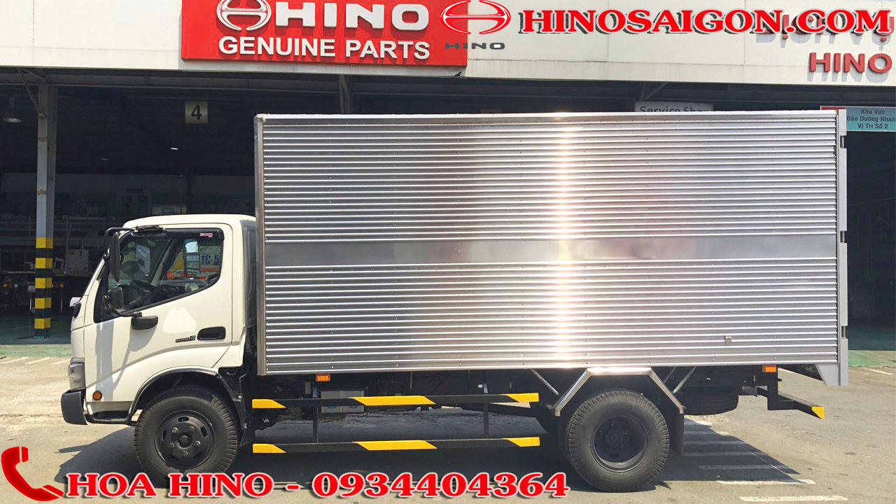 Xe tải Hino 3T5 thùng kín