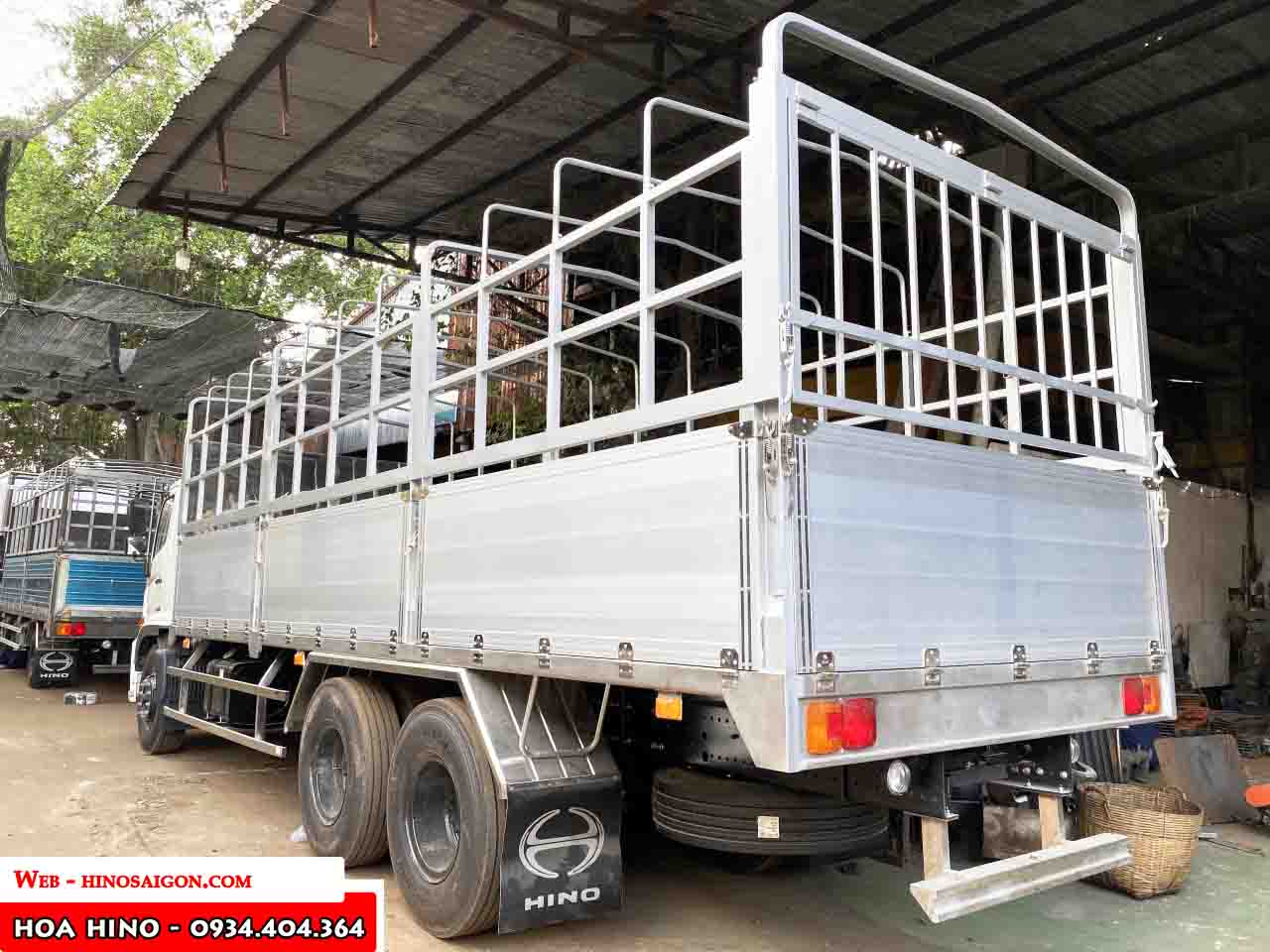 hino-15-tan-fl-thung-nhom