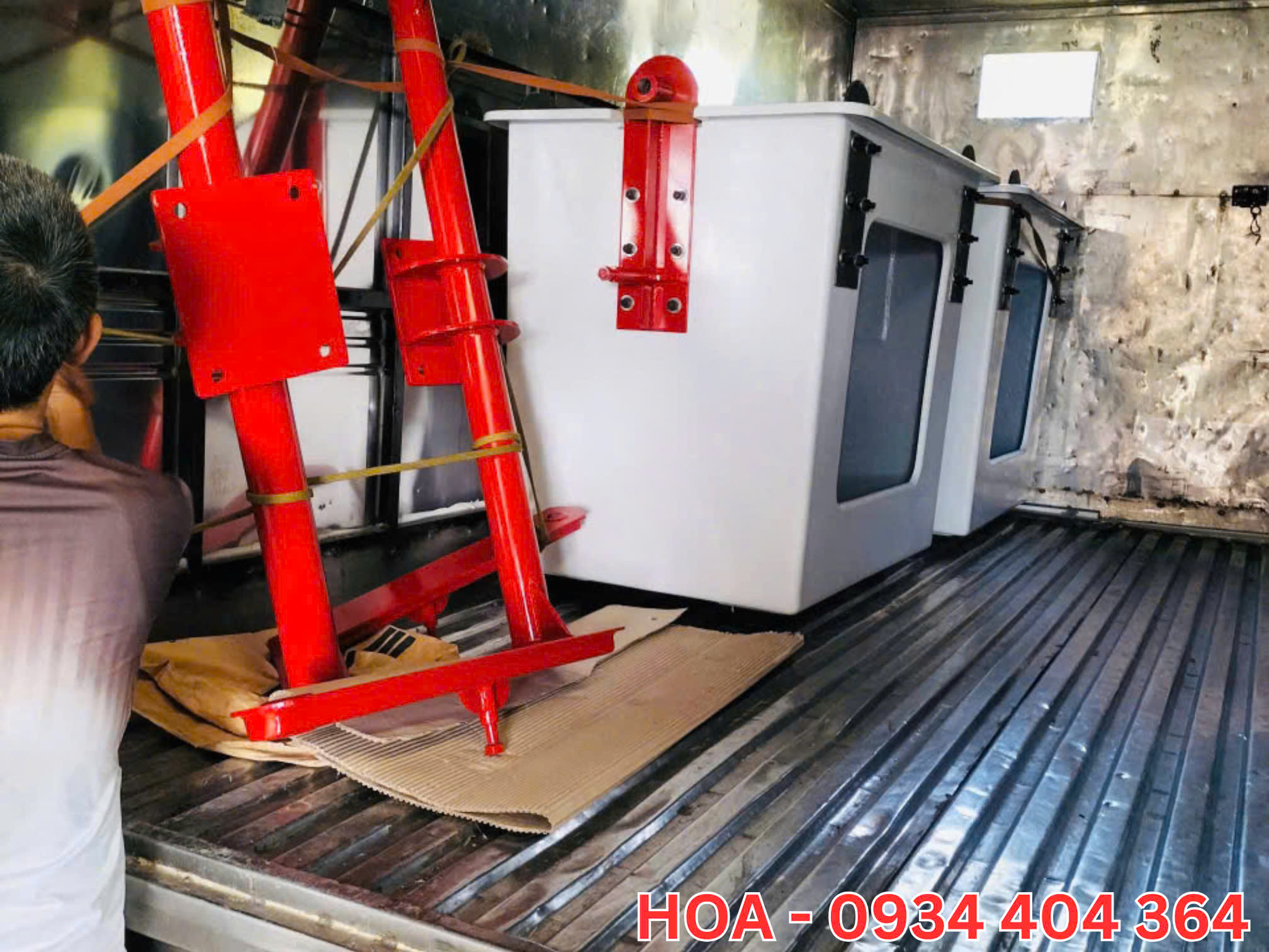 ro-nang-nguoi-tren-cao-bang-compoite