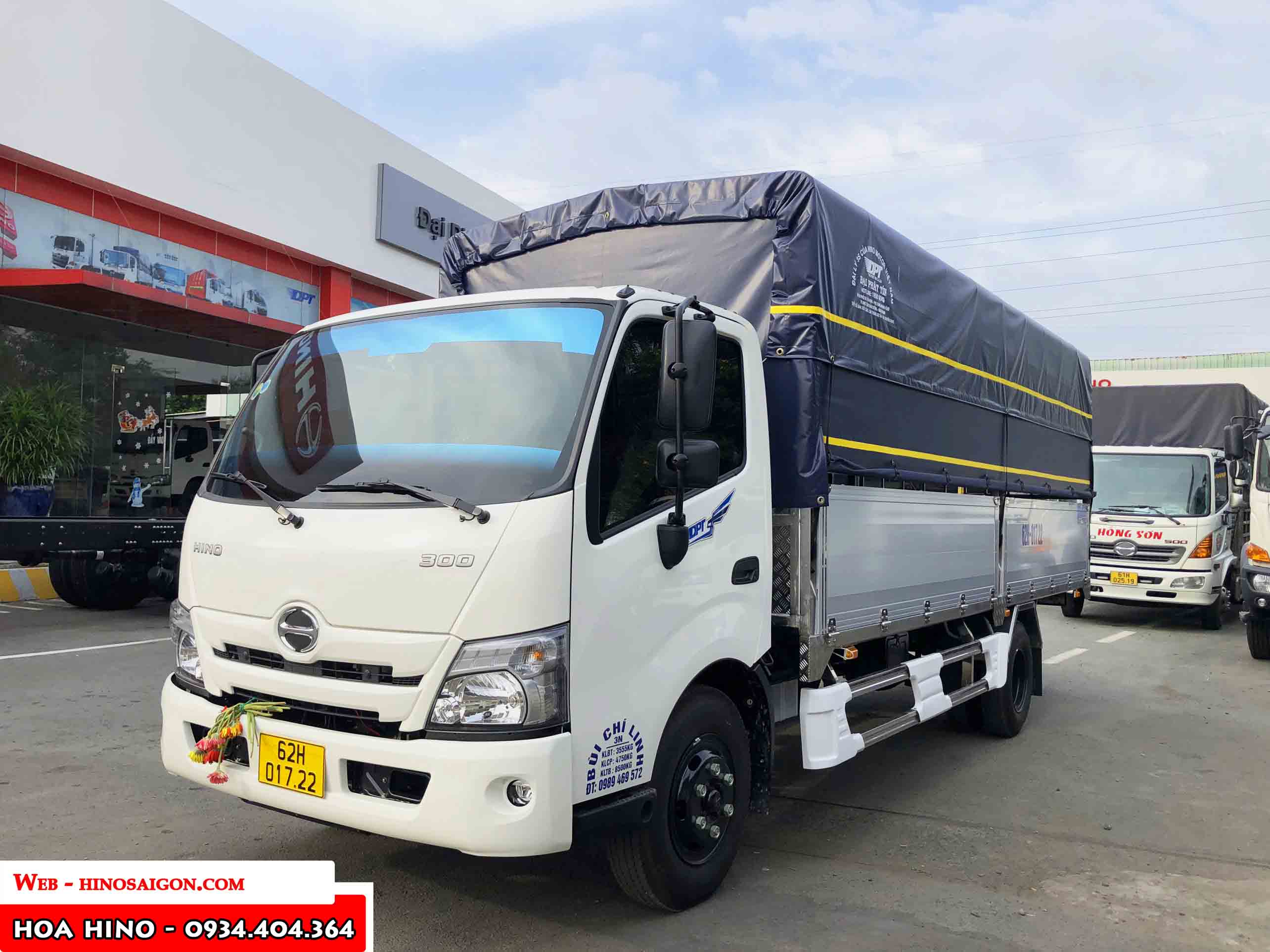 xe-tai-hino-5-tan-doi-2022