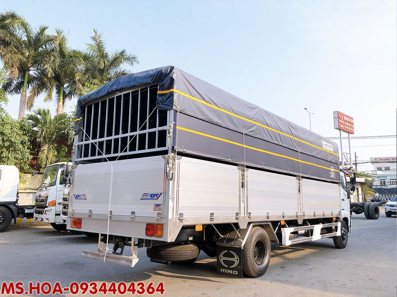 Xe tải Hino 6T5 thùng dài 6m7