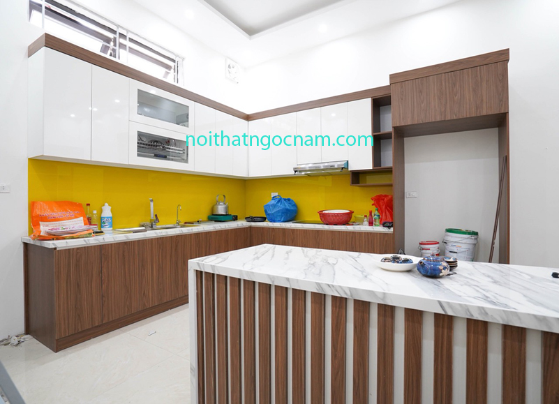 Lắp đặt tủ bếp gỗ công nghiệp ở Bắc Ninh