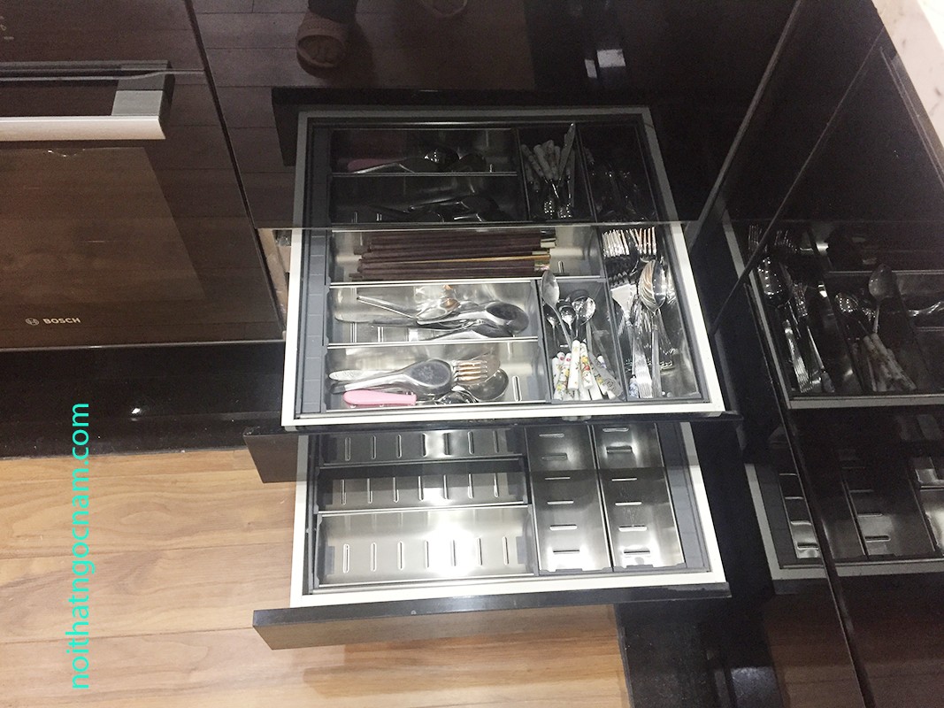 giá phụ kiện tủ bếp inox 304 nhập khẩu chính hãng