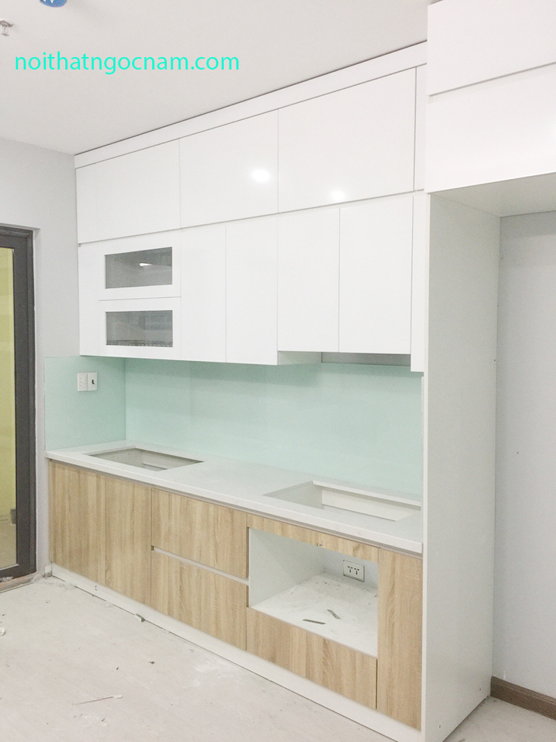 Giá tủ bếp Acrylic code nhựa pvc là 6,500,000/ 1 mét
