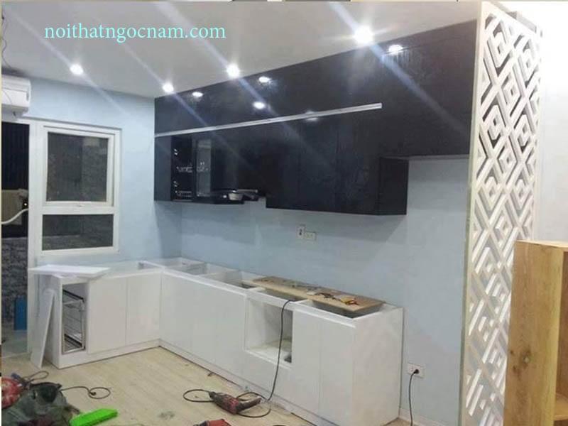 Thực tế khi lắp đặt tủ bếp inox acrylic