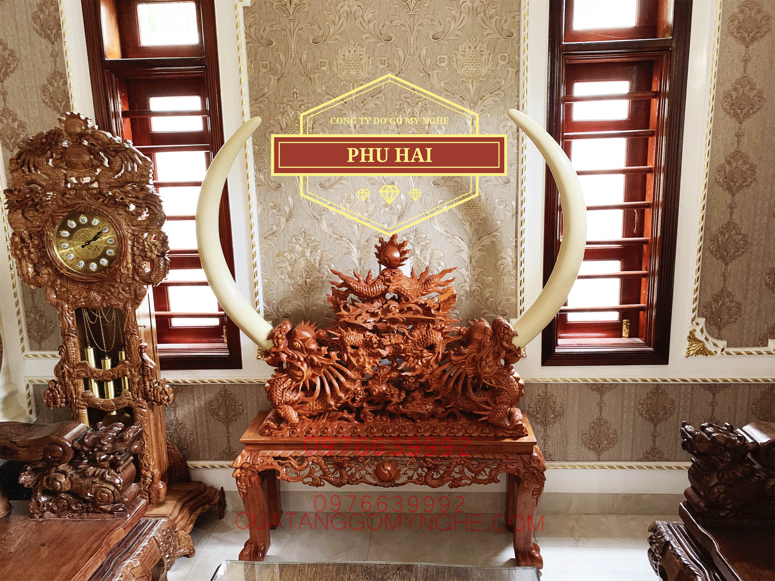 Giá ngà voi đục tứ linh