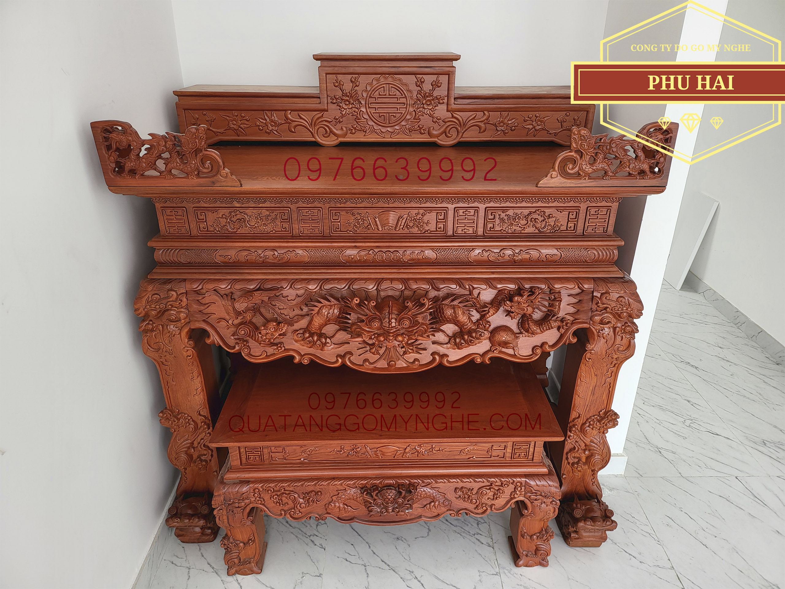 Sập thờ gia tiên chạm rồng