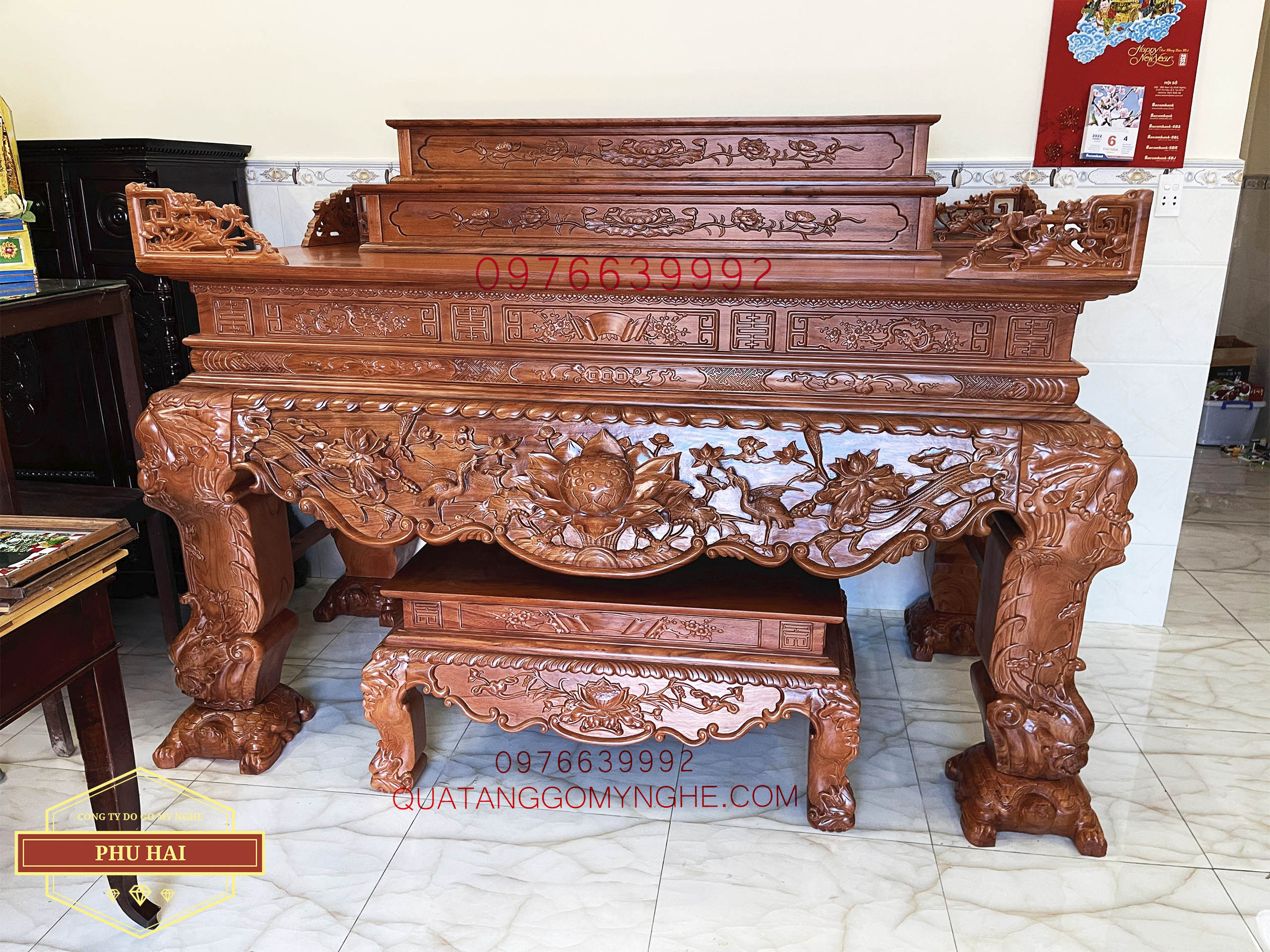 Bàn Thờ Gia Tiên Chạm Sen