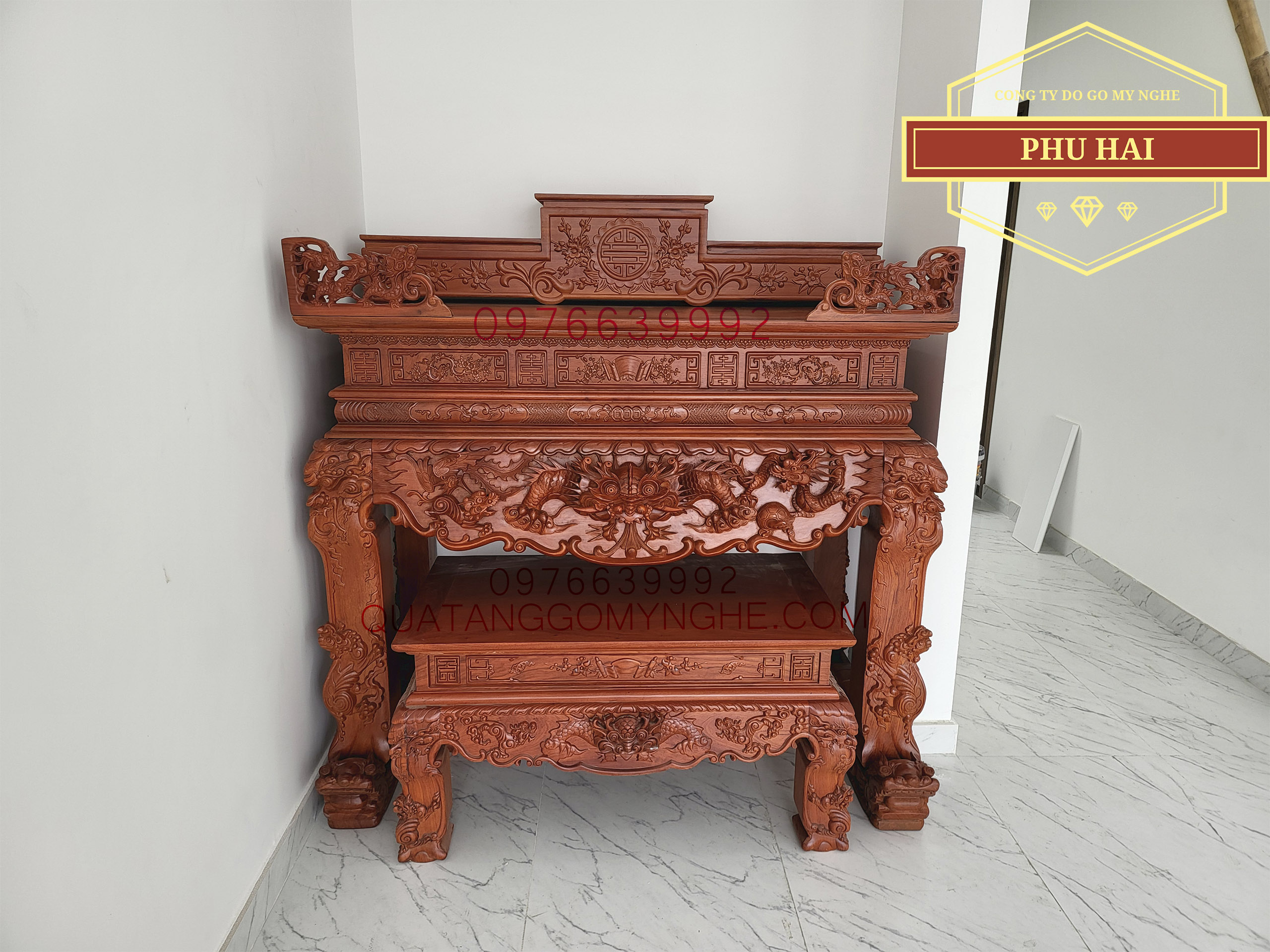 Sập thờ gia tiên chạm rồng