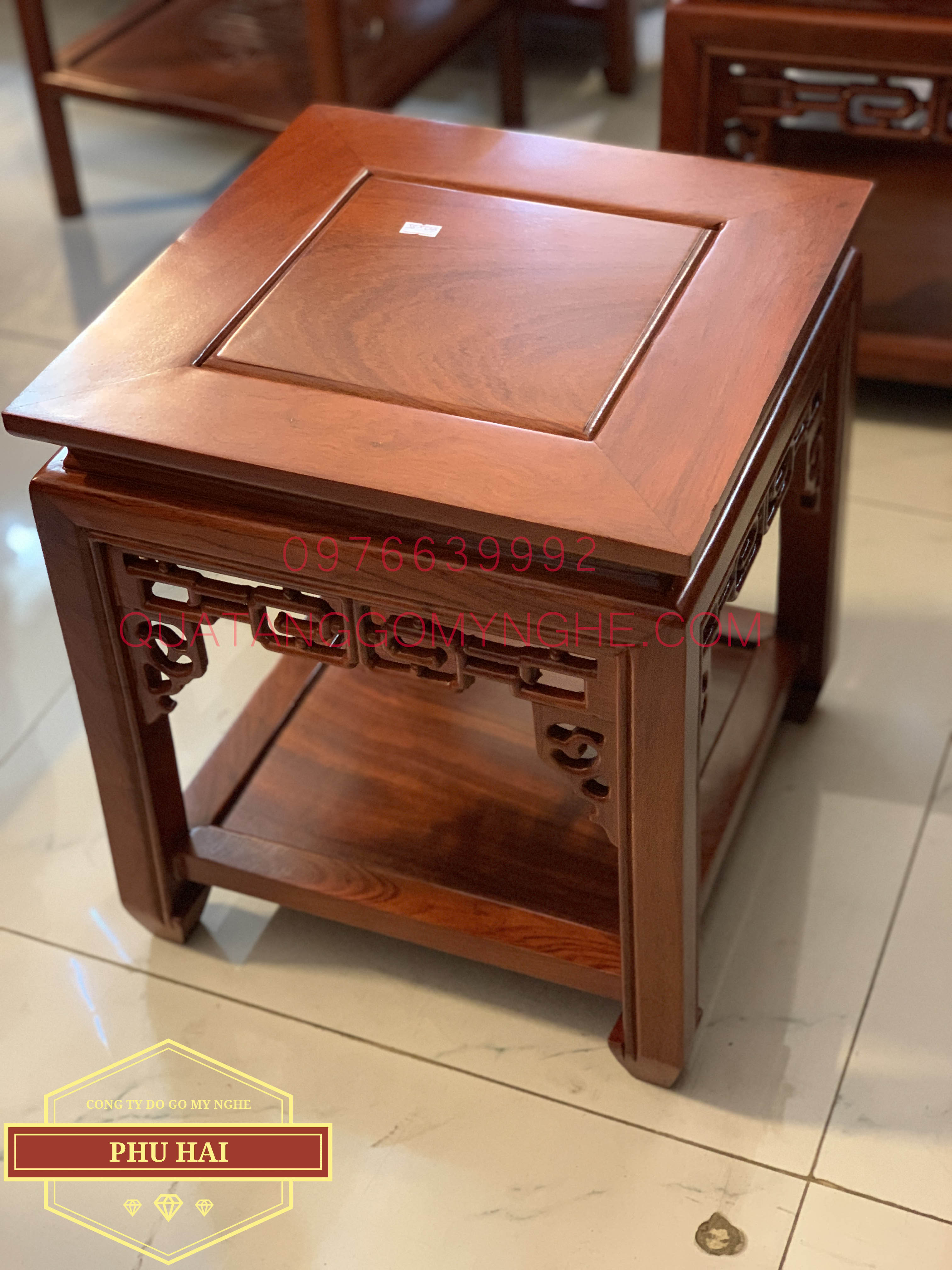 Đôn gỗ vuông kê bình hoa cao 40 x 40 - DG26 Đôn gỗ vuông kê bình hoa cao 40 x 40 - DG26