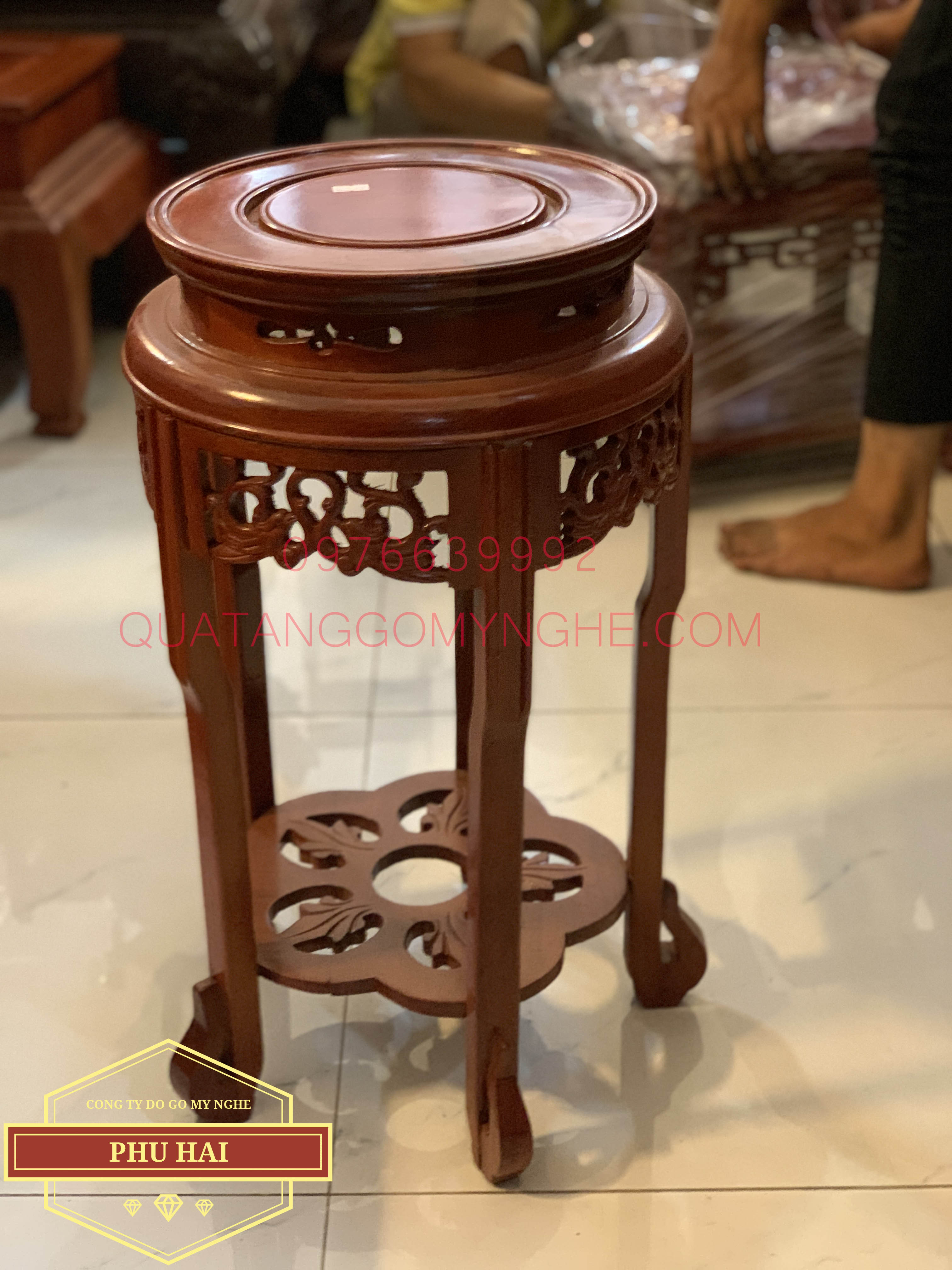 Đôn Gỗ Tròn Trưng Bình Rượu Cao 60 mặt 30 - DG49 Đôn Gỗ Tròn Trưng Bình Rượu Cao 60 mặt 30 - DG49