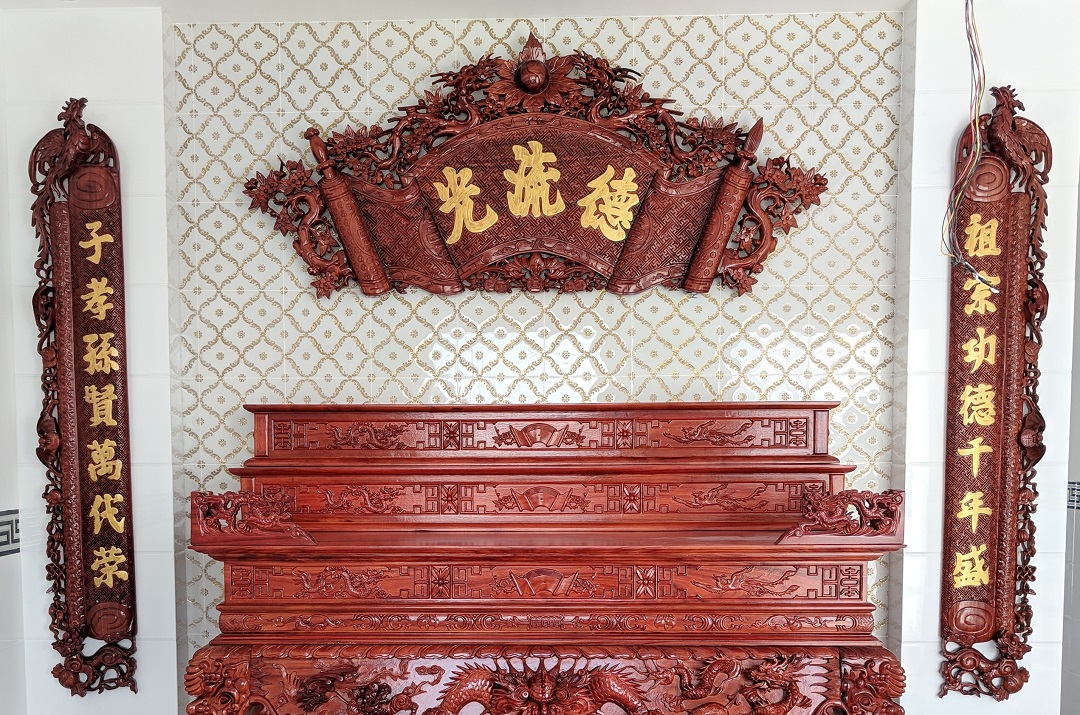 Sập thờ tam cấp gỗ hương chạm tứ linh Sập thờ tam cấp gỗ hương chạm tứ linh