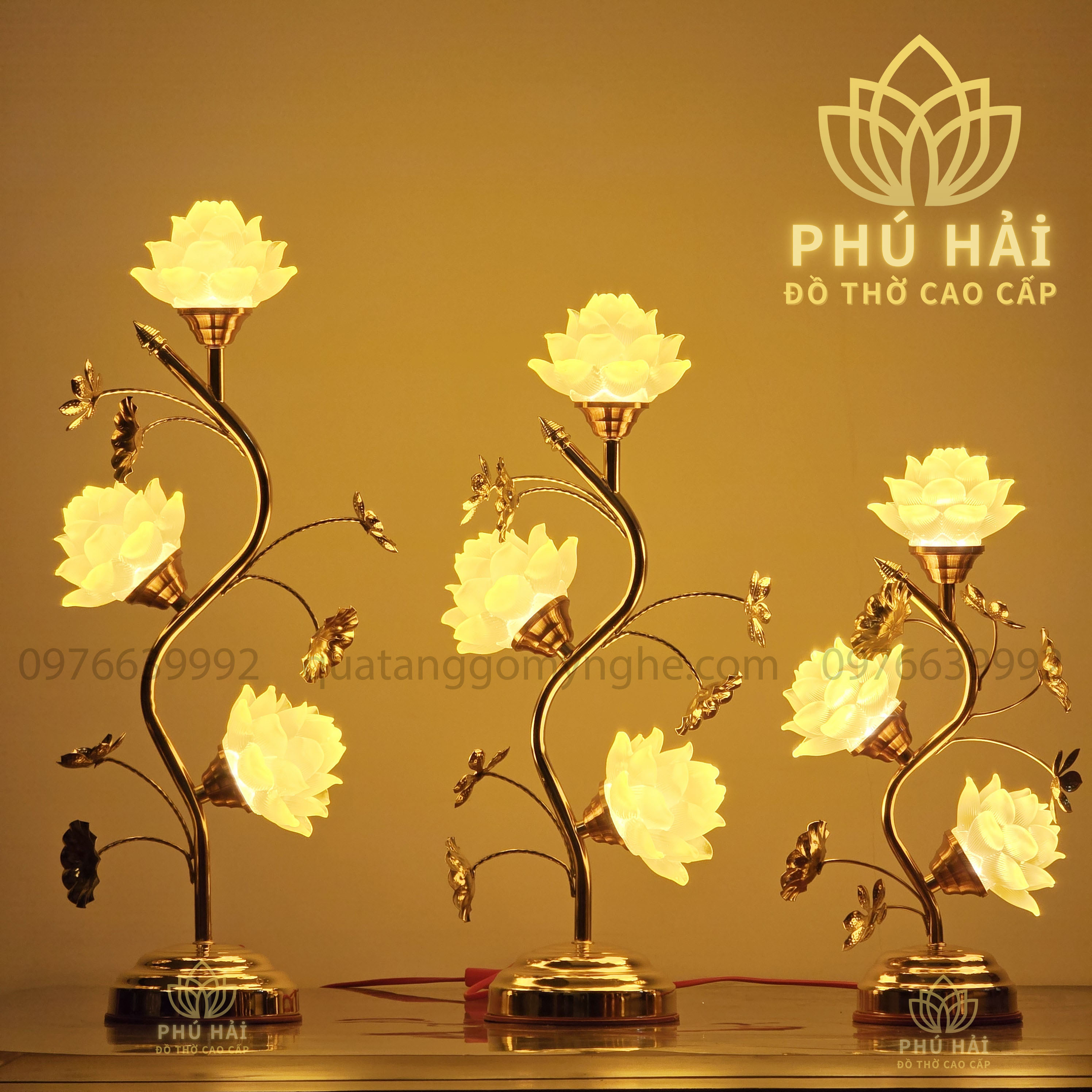 Đèn Thờ 3 Bông Hoa Sen Lưu ly Thân Cong Cao 38 , 48 , 55 cm Đèn Thờ 3 Bông Hoa Sen Lưu ly Thân Cong Cao 38 , 48 , 55 cm