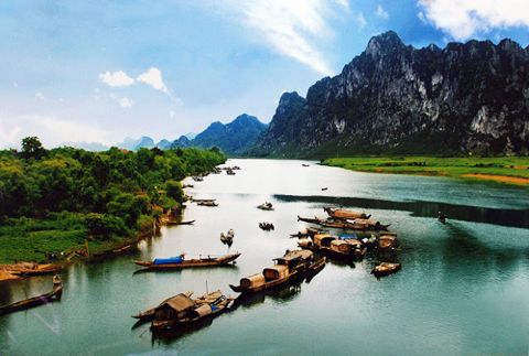 Tour du lịch Huế - Quảng Bình: Đón khách tại Cao Bằng, Bắc Cạn, Lạng Sơn, Thái Nguyên, Hưng Yên, Hải Dương...