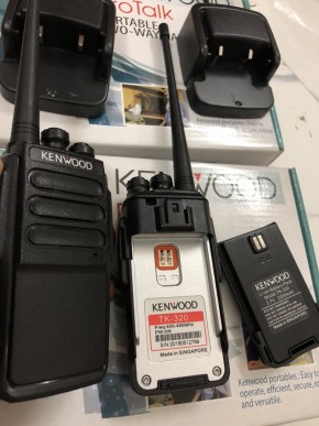 Máy bộ đàm Kenwood TK - 320 có giá thành hợp túi tiền người mua