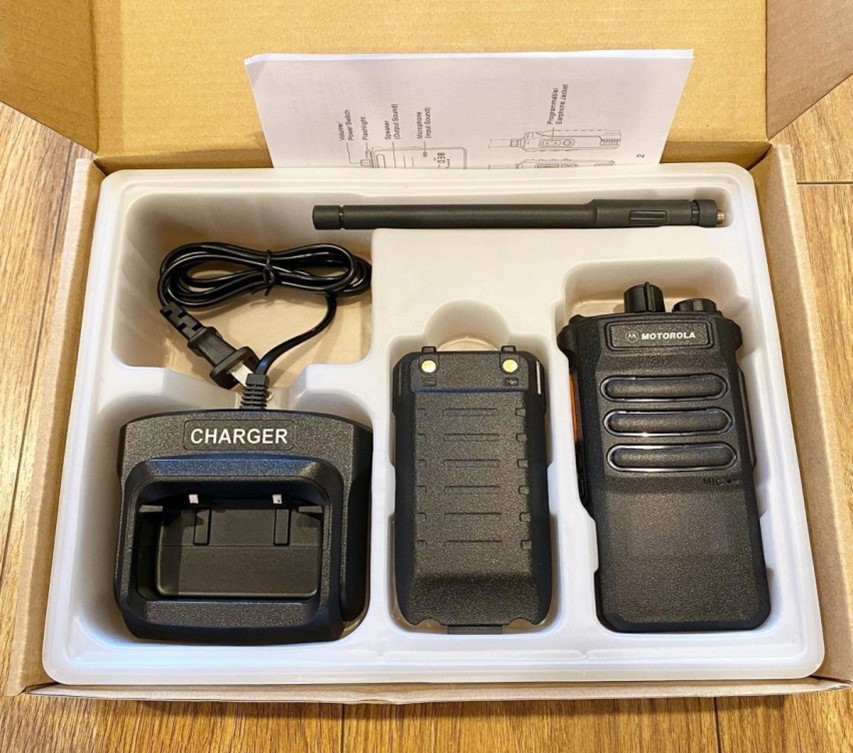 Máy bộ đàm Motorola CP 108Plus