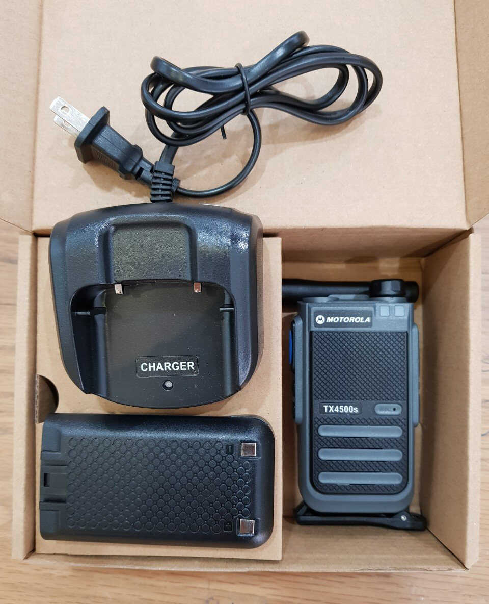 Máy bộ đàm Motorola TX 4500S