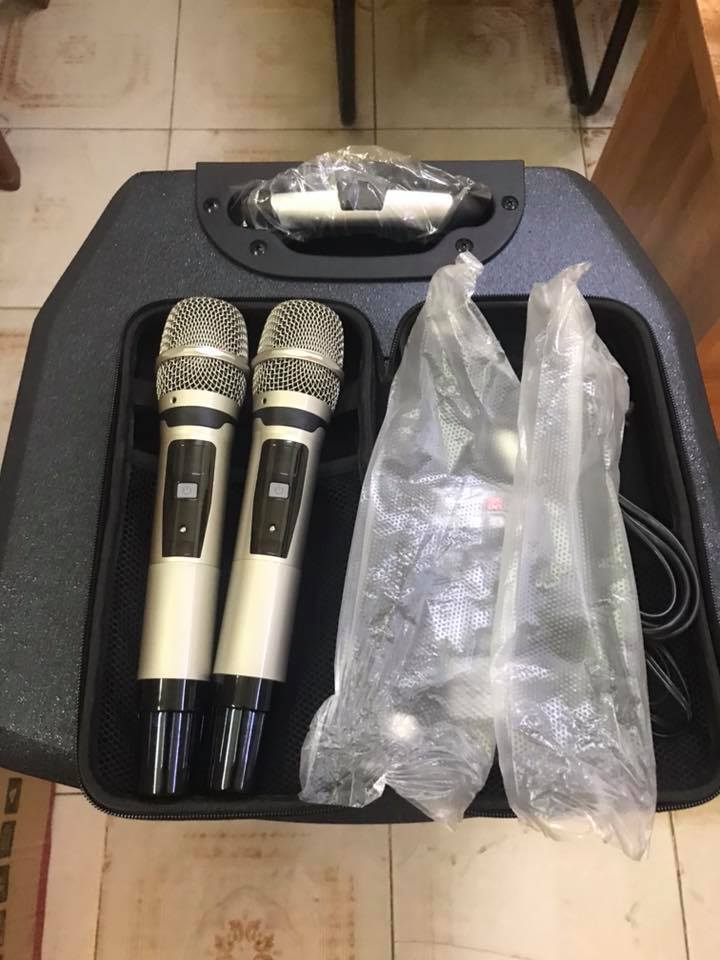 Micro của loa kéo di động MBA DSP19 Plus