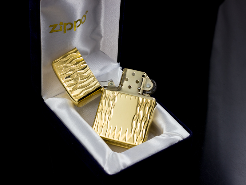 zippo-la-ma-gach-ma-vang-bark-gold-plated-22k-1980-doc