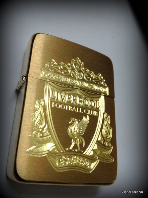 zippo khac logo liverpool fc