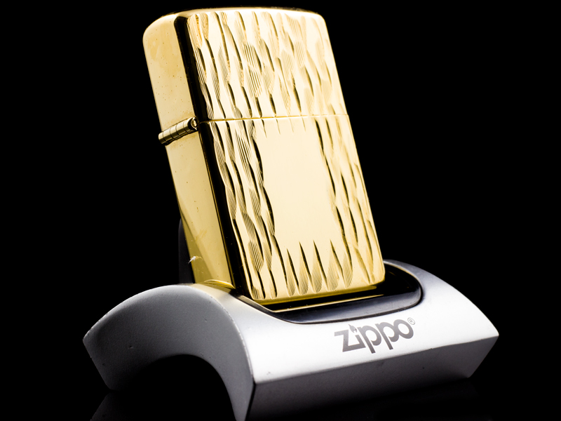 zippo-la-ma-gach-ma-vang-bark-gold-plated-22k-1980