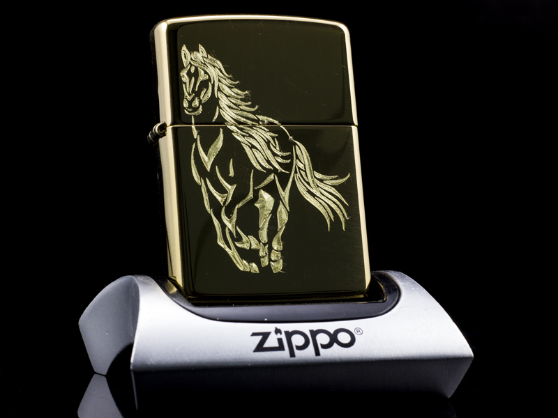 zippo-khac-cao-cap-tuoi-ngo-hang-chinh-hang-usa-doc-dao-phong-thuy-cao-cap