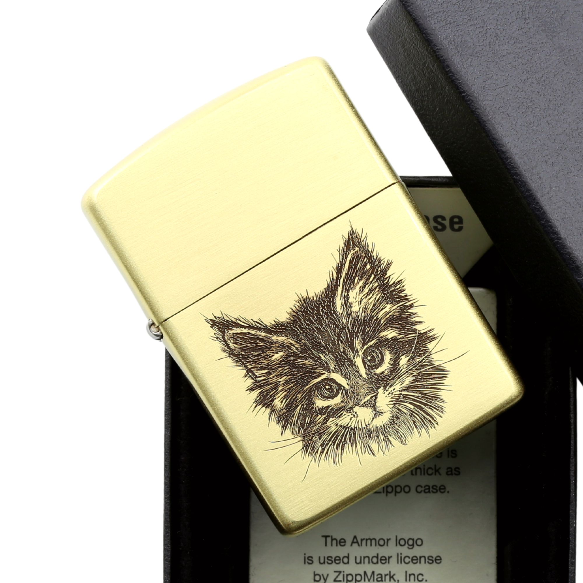 Zippo-cat-meo-con-tieu-miu-moew-dong-nguyen-khoi-vo-day-tuoi-meo-cao-cap-sang-trong