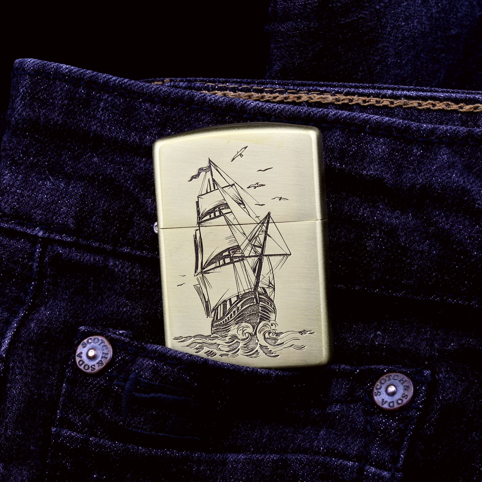 Bat-Lua-Zippo-Hinh-Con-Thuyen-Buom-Phong-Thuy-cua-hang-zippo-uy-tin-tai-binh-thanh