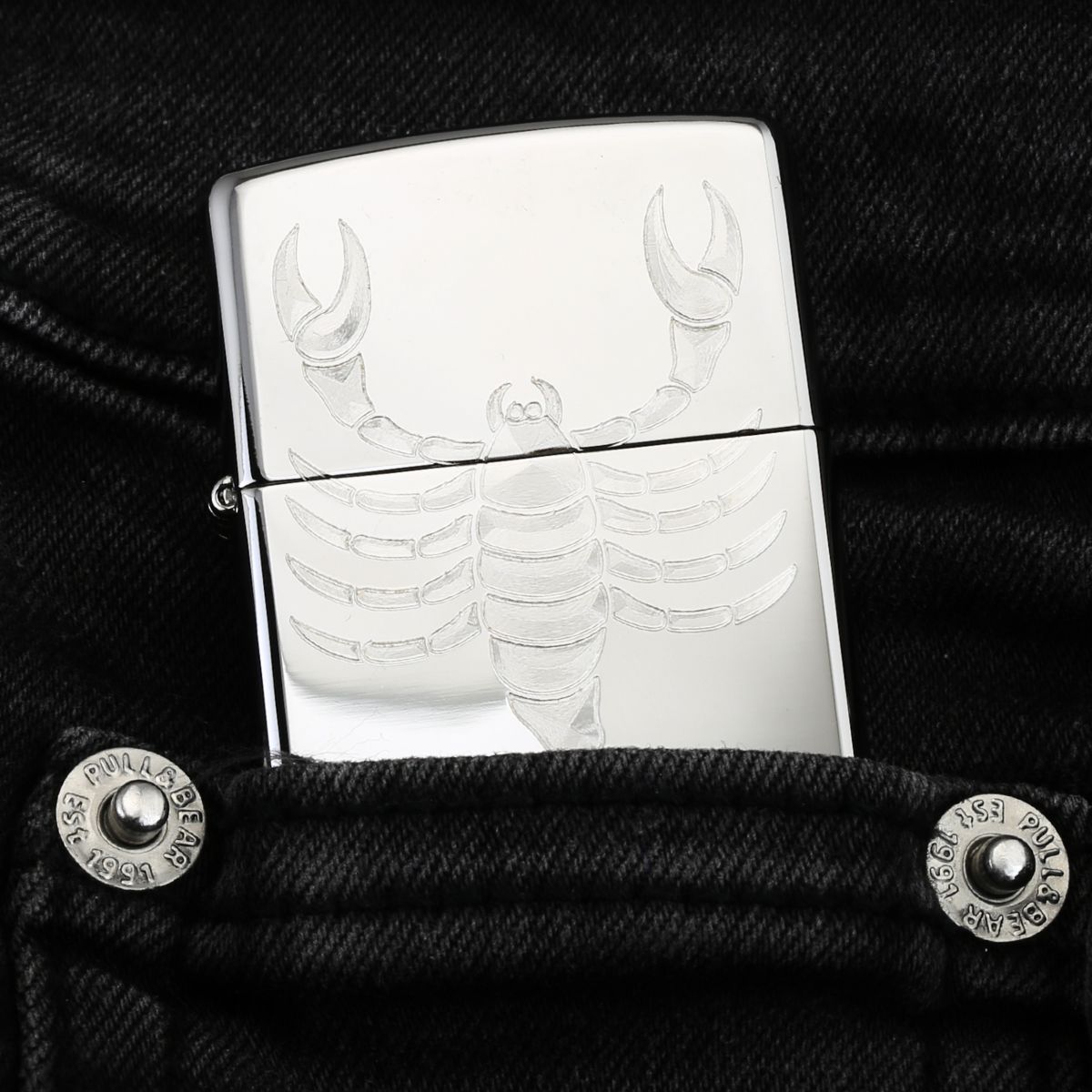 Zippo Khắc 12 Cung Hoàng Đạo Bọ Cạp - Scorpio độc lạ