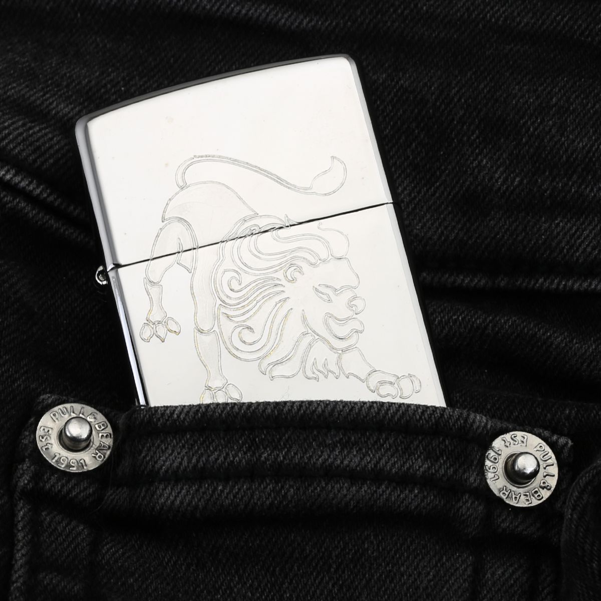 Zippo Khắc 12 Cung Hoàng Đạo Sư Tử - Leo nhỏ gọn bền bỉ