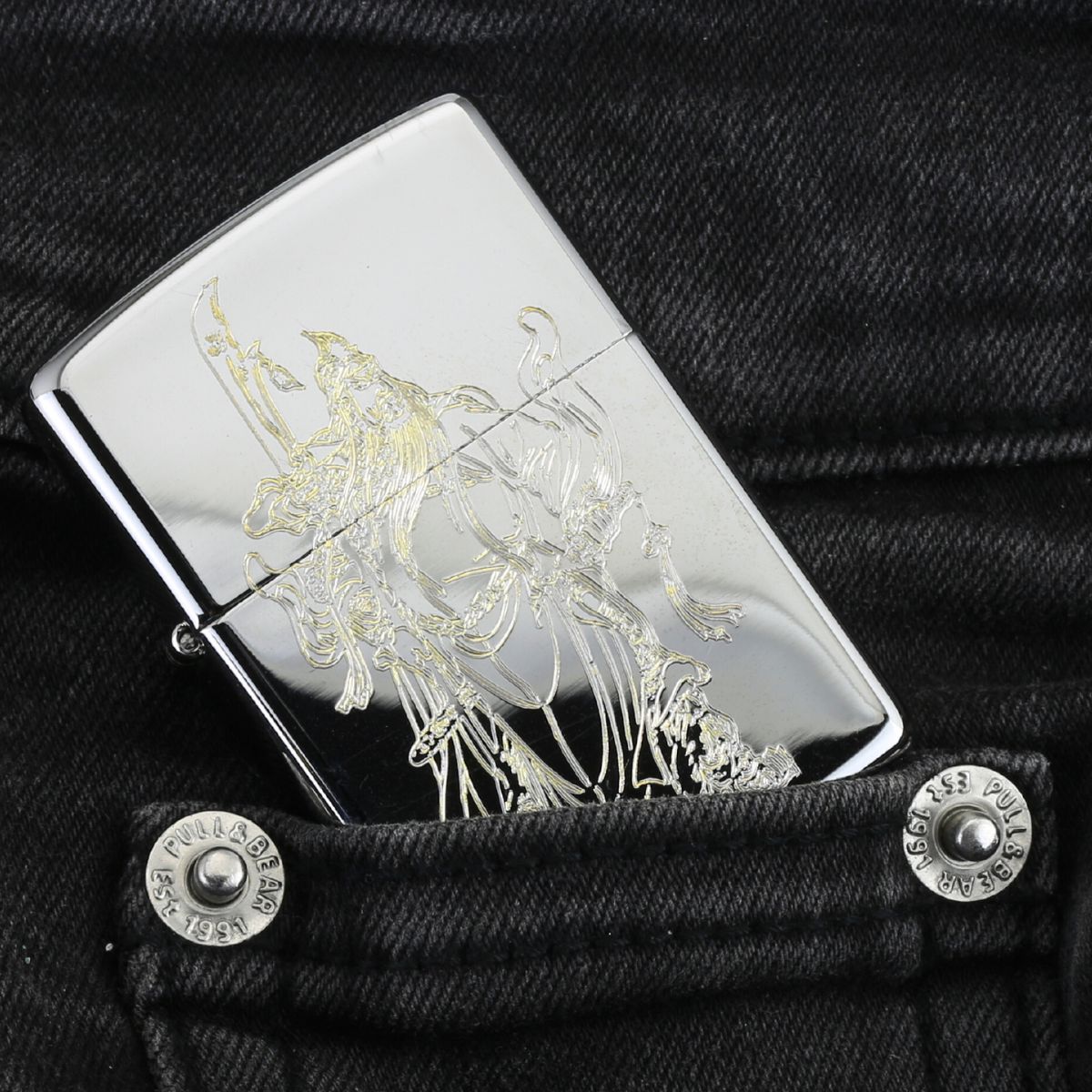 Zippo Khắc Hai Mặt Nghĩa Khí Quan Công nhỏ gọn