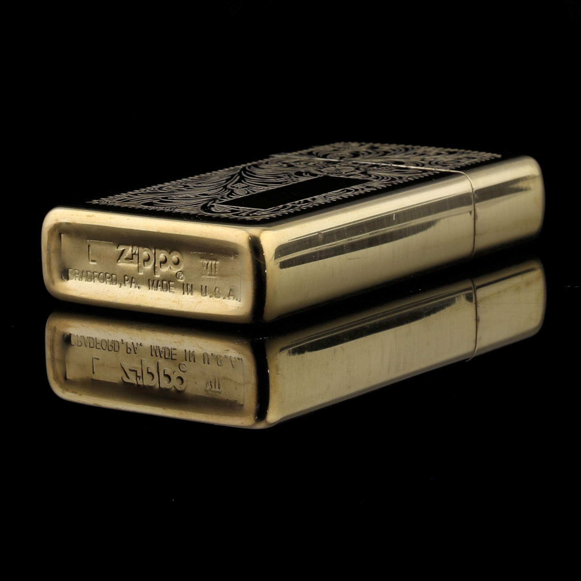 Zippo-slim-FLOWER-VETENIAN-GOLD-BRASS-1991-dong-nguyen-khoi-hoa-tiet-vang-hoa-gia-tri-suu-tam-cao-cua-hang-qua-tang-zippo-cho-dan-van-phong